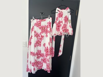 Image 1 of 10