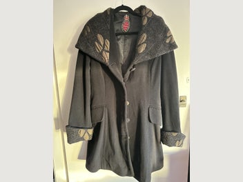 Image 1 of 7