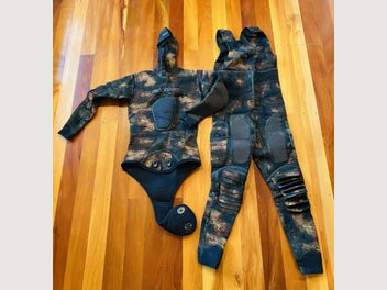Image 1 of 2