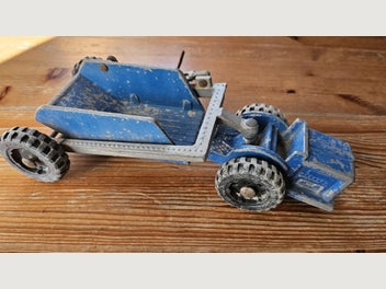 Image 1 of 3