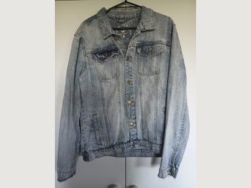 Image 1 of 20