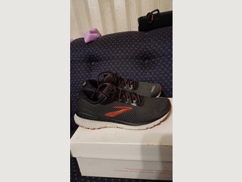 Image 1 of 8