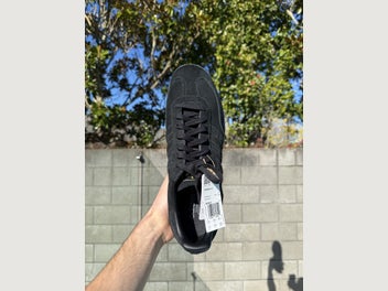 Image 1 of 10