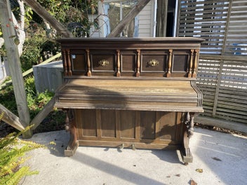 Image 1 of 1