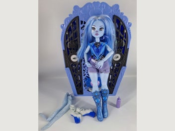 Image 1 of 4