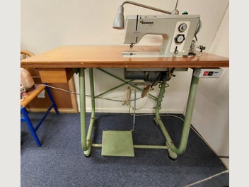 Image 1 of 4