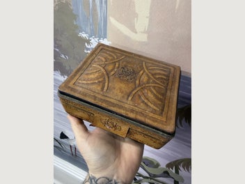 Image 1 of 7
