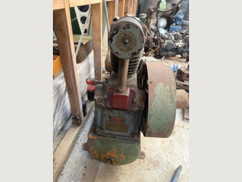 Image 1 of 7