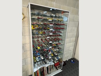 Image 1 of 20