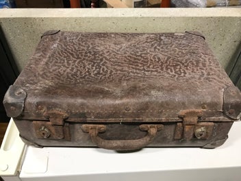 Image 1 of 3