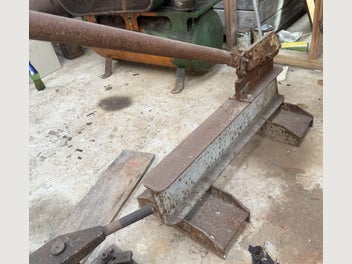 Image 1 of 4