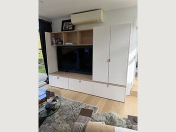 Image 1 of 7