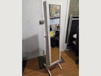 Image 1 of 6