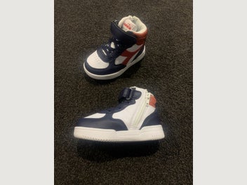 Image 1 of 5