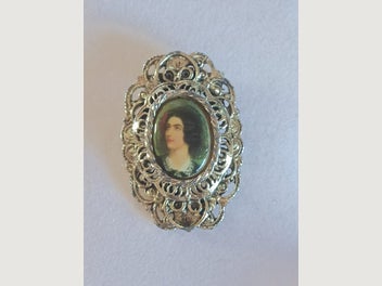 Image 1 of 3