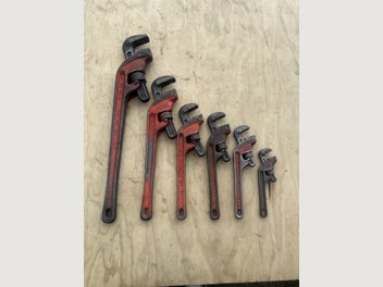 Image 1 of 6