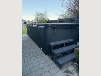 Image 1 of 5