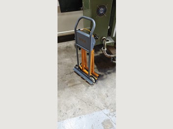 Image 1 of 6