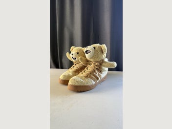 Image 1 of 7