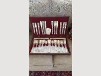 Image 1 of 4