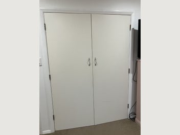 Image 1 of 7