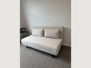 Image 1 of 7