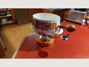 Image 1 of 6