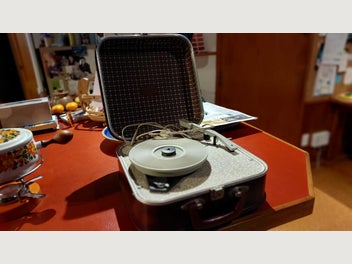Image 1 of 4