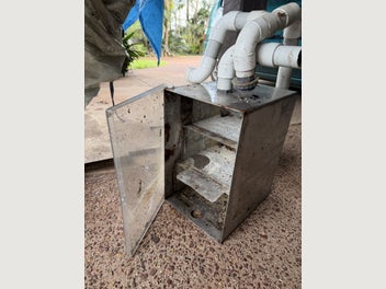 Image 1 of 1