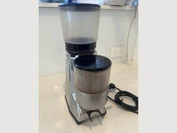 Image 1 of 3