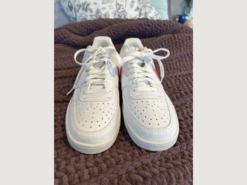 Image 1 of 7