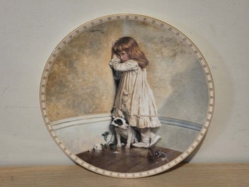 Image 1 of 7