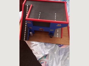 Image 1 of 5