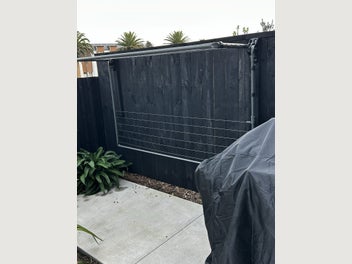 Image 1 of 7