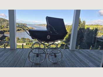 Image 1 of 6