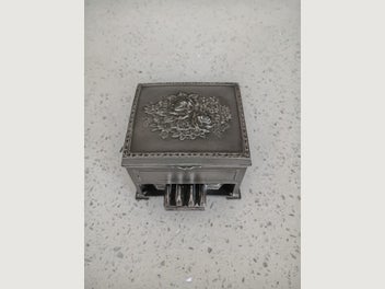 Image 1 of 3