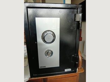 Image 1 of 6