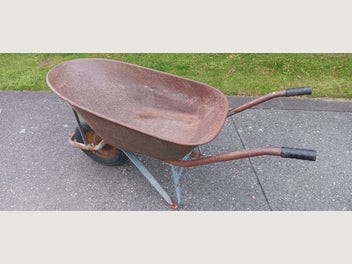 Image 1 of 7