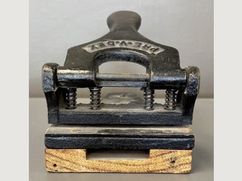 Image 1 of 2