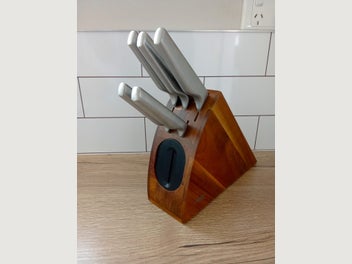 Image 1 of 6