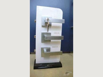 Image 1 of 3