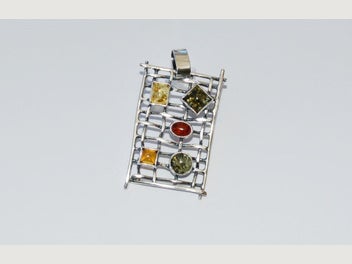 Image 1 of 3