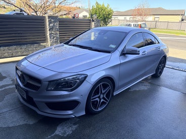 Mercedes-Benz CLA 250