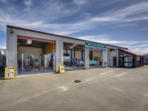 Bay City Garage & Fuels