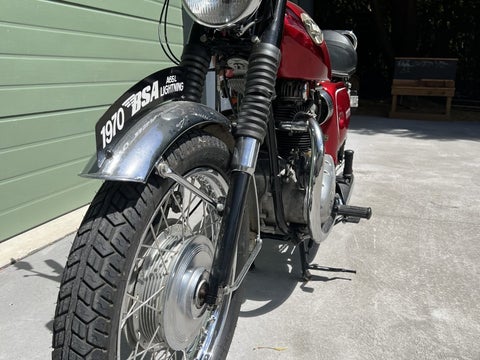 Classic motorcycles for store sale trade me