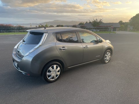 Trade me store nissan leaf