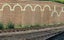 Hornby R7372 High Level Arched Retaining Walls x 2 (Red Brick) Carousel 3