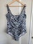 Sara - size 26 - togs Carousel 1
