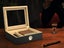 Cigar Humidor for 10 Cigars with Hygrometer and Divider Black Carousel 5