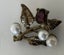 LOOKING FOR Stunning BROOCH WITH 3 GENUINE PEARL AND ONE GARNET - C 1940s - Carousel 3